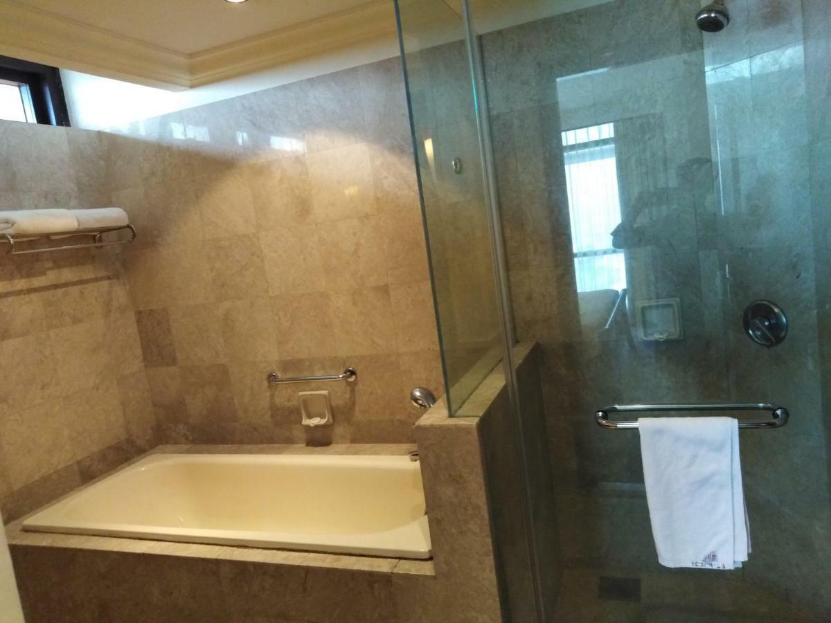 Kuala Lumpur Apartment at Times Square Bagian luar foto